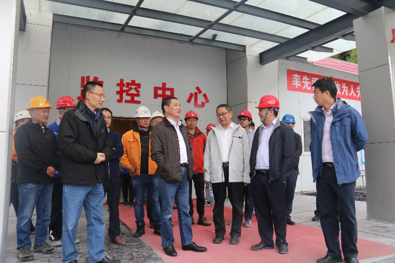 省交通投資集團(tuán)黨委副書記、副董事長、總經(jīng)理 周黎明赴九綿高速LJ9項(xiàng)目檢查指導(dǎo)工作