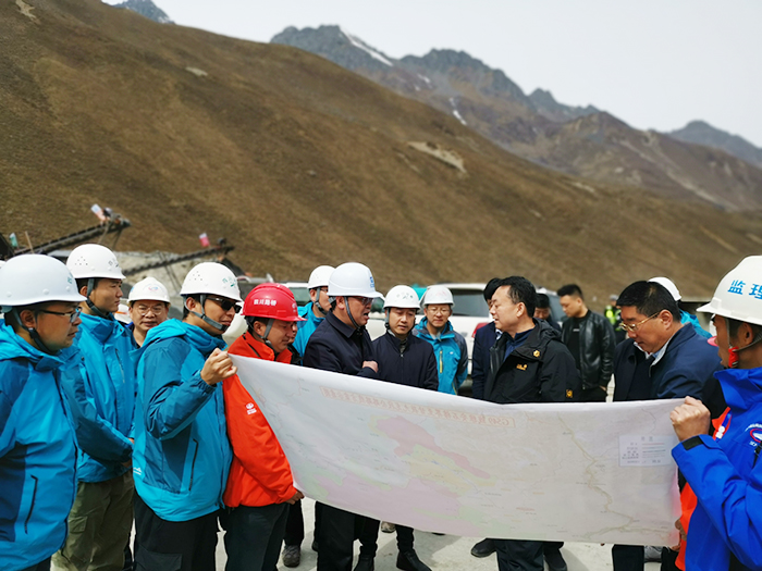 甘孜州委委員、常委、書記沈陽(yáng)到九石路TJ3標(biāo)檢查指導(dǎo)工作