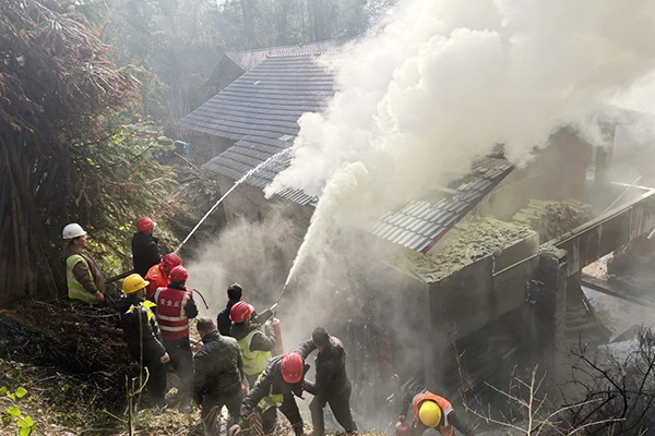 突發火災，大墊高速公路TJ3項目緊急救援